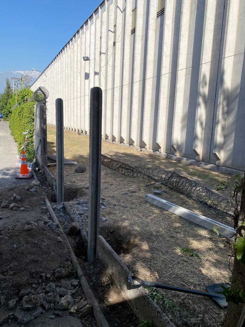 Postes de hormigón para cierre perimetral